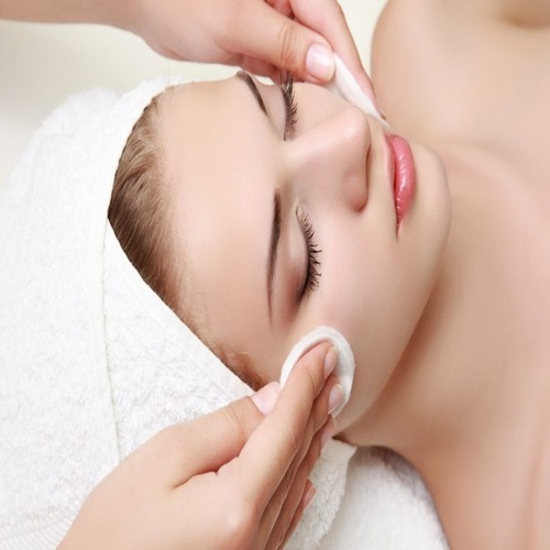 Read more about the article The Magic of Facial Treatments: Unlocking Radiant and Glowing Skin